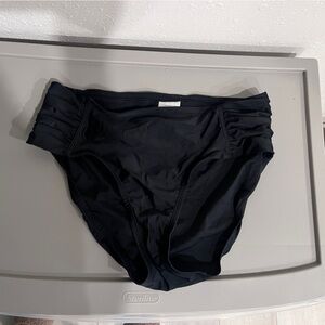 Ava & Viv Rouched Black Bikini Top 14W